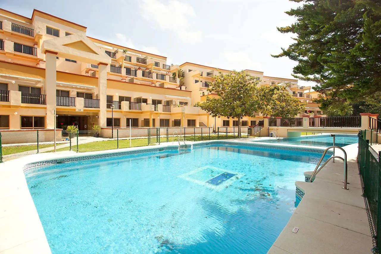 Varios Apartamentos Romana Playa Elviria Marbella