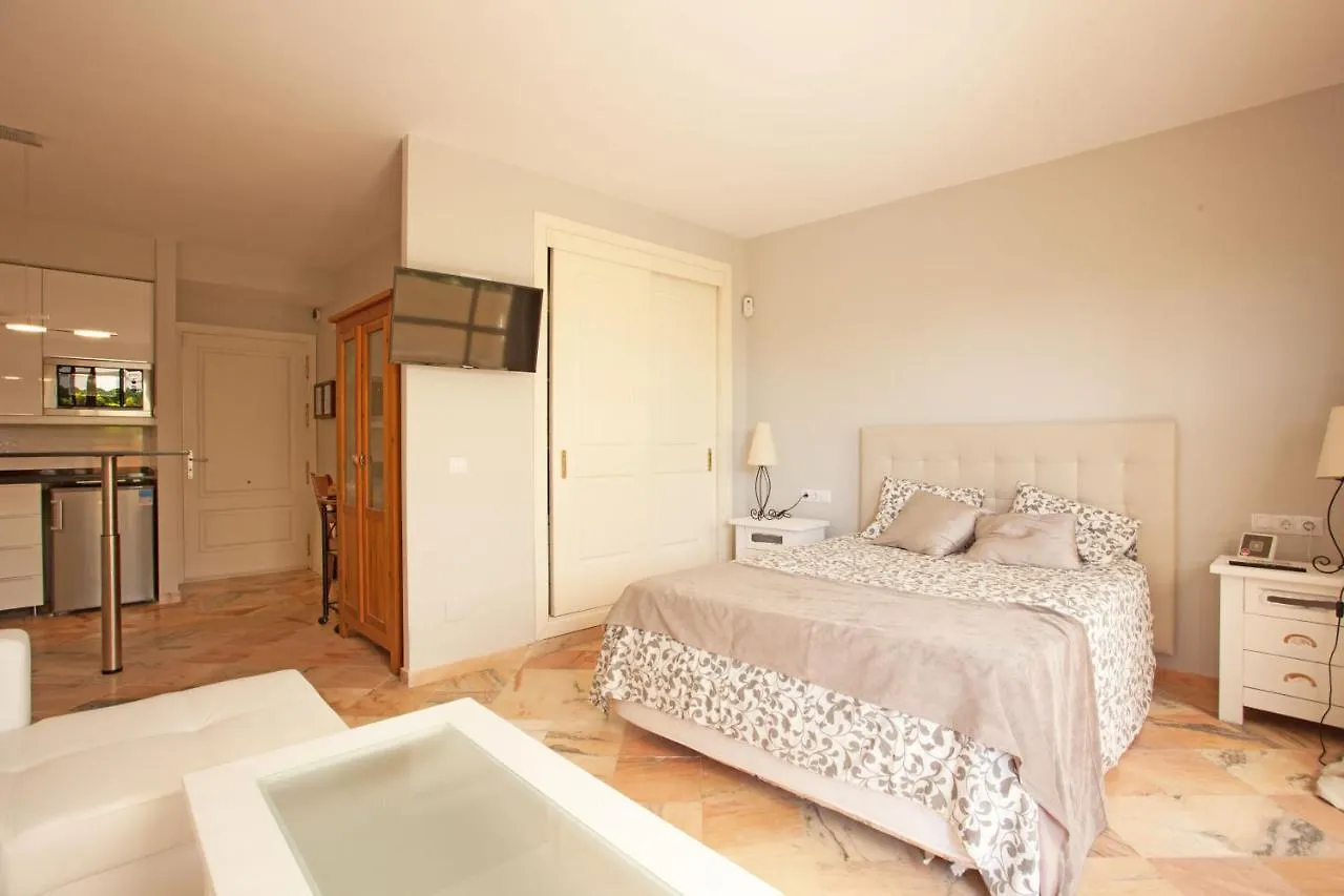 Varios Apartamentos Romana Playa Elviria Marbella Apartman