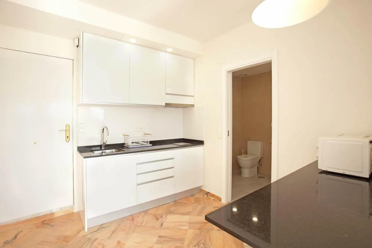 Varios Apartamentos Romana Playa Elviria Marbella Apartman