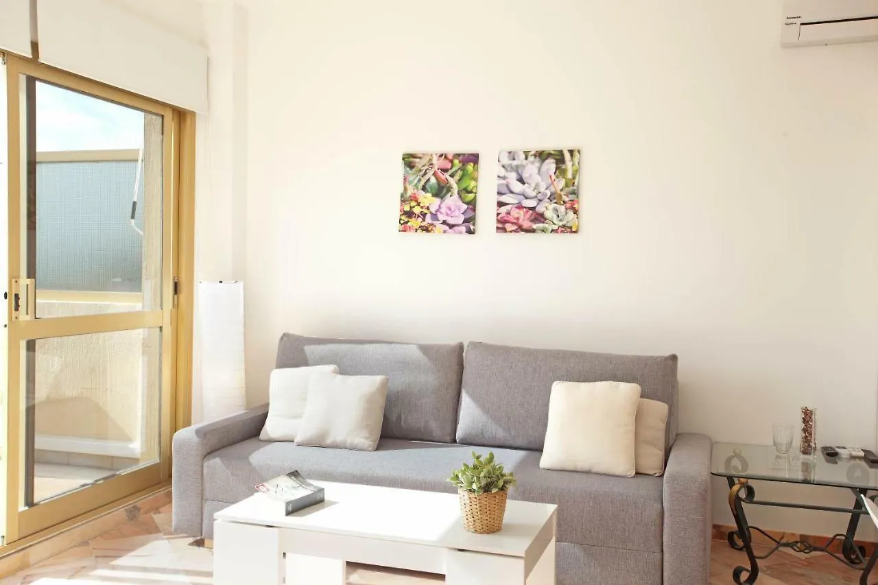 Varios Apartamentos Romana Playa Elviria Marbella Spanje